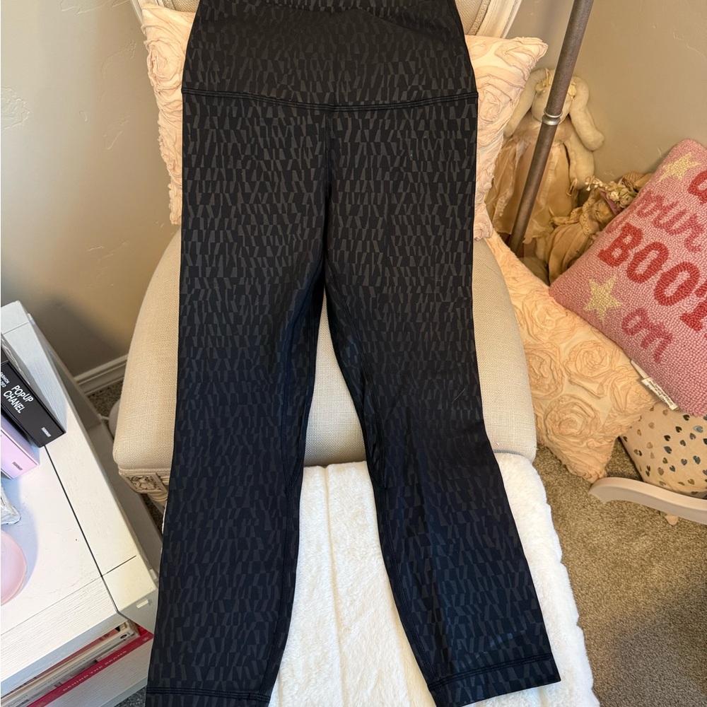 Lululemon Athletica Black Textured Cropped Pants